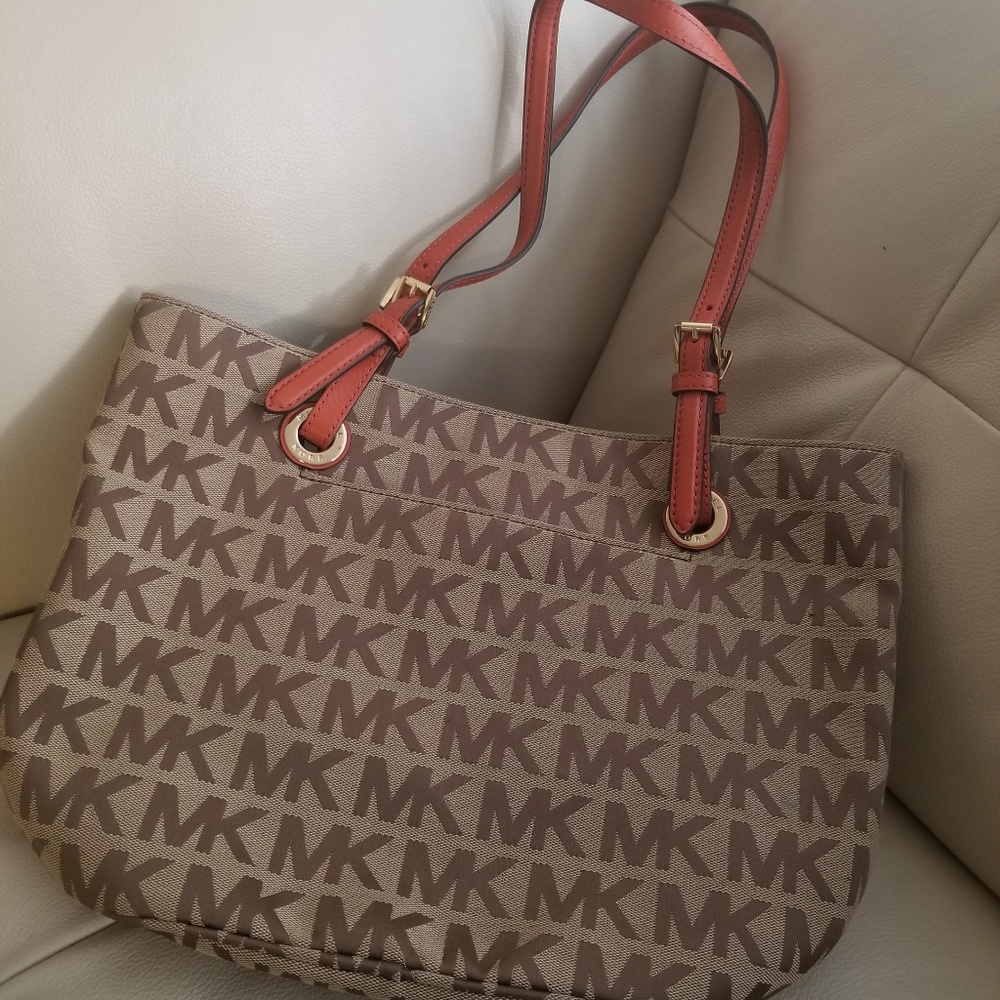 Michael Kors handbag - never used